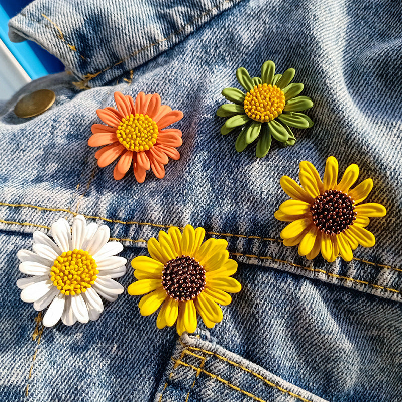 Little Daisy Brooch Is All-match And Cute