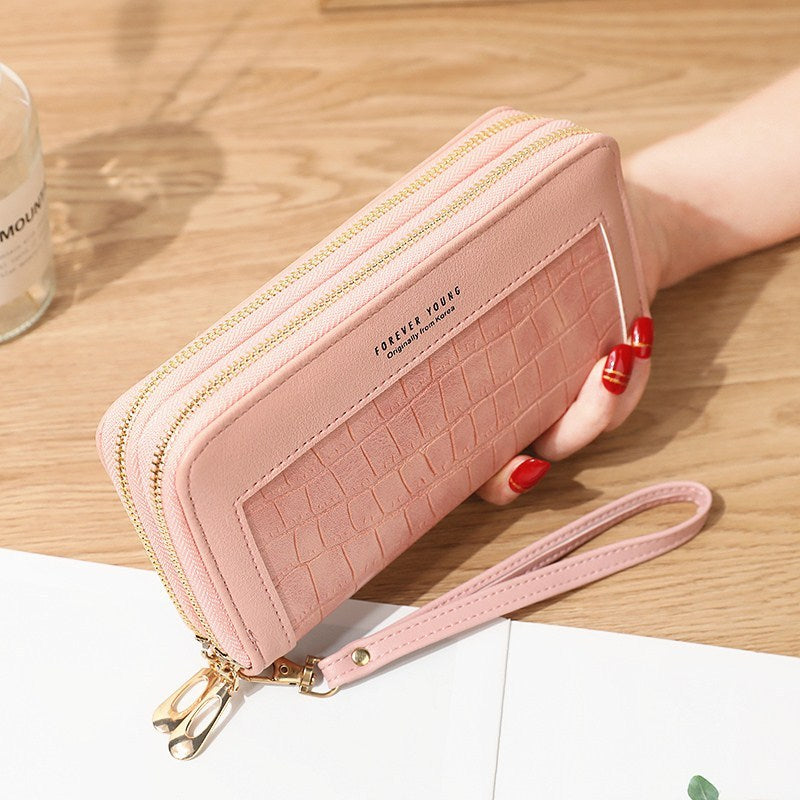 Women's Wristlet