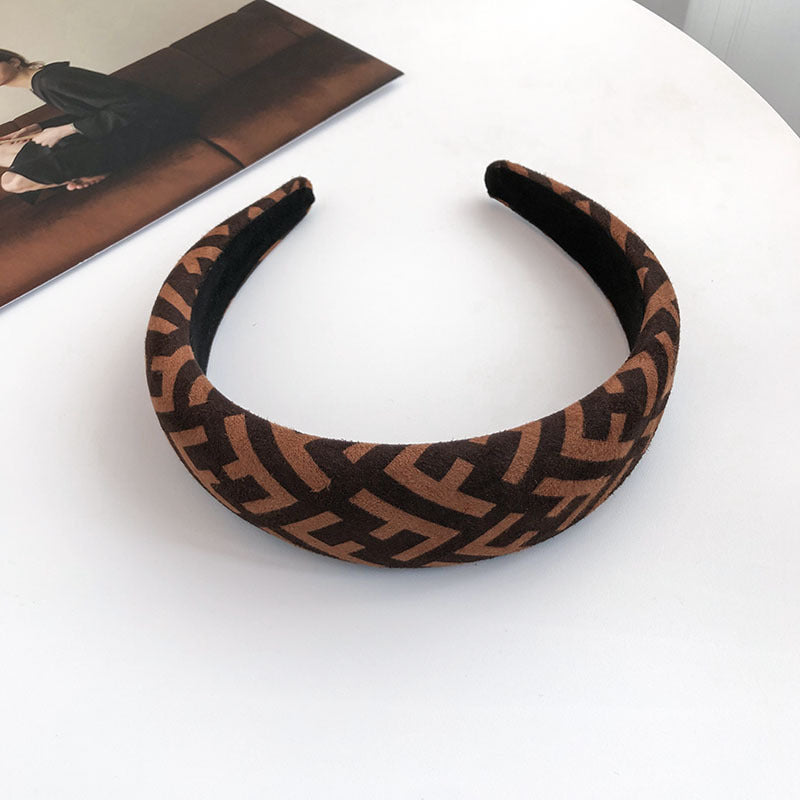 Simple knotted headband