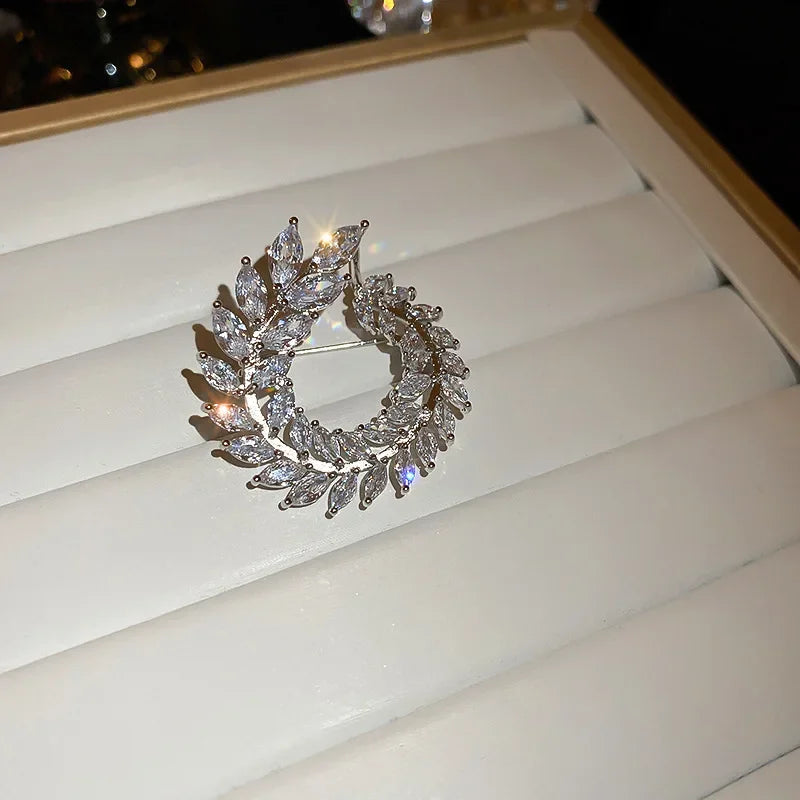 Zircon Luxury Leaf Brooch
